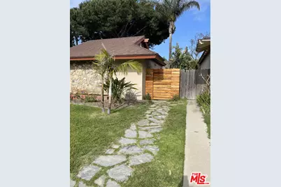 468 Rowland Ave, Camarillo, CA 93010 - Photo 1