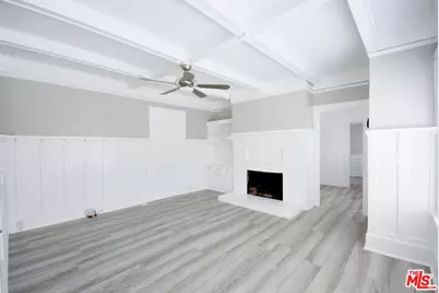 1366 Riviera Ave, Venice, CA 90291 - Photo 1