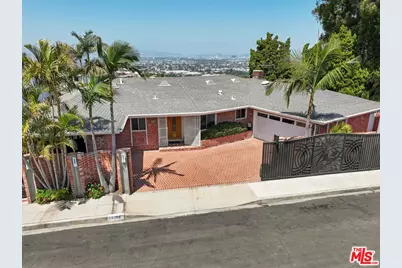 4260 S Cloverdale Ave, Los Angeles, CA 90008 - Photo 1