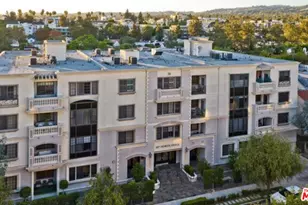 107 N Swall Dr, Los Angeles, CA 90048 - Photo 1