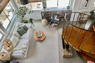 100 S Venice Blvd, Venice, CA 90291 - Photo 1