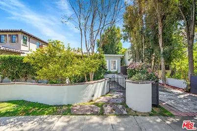 660 S Gretna Green Way, Los Angeles, CA 90049 - Photo 1