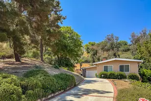 22297 Buenaventura St, Woodland Hills, CA 91364 - Photo 1