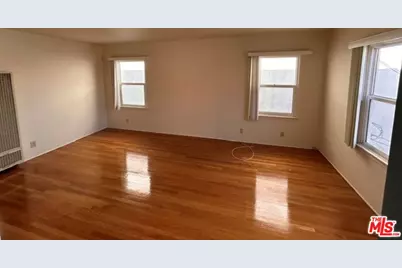 3011 Santa Monica Blvd #B, Santa Monica, CA 90404 - Photo 1