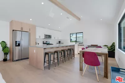 19602 Hamlin St, Reseda, CA 91335 - Photo 1