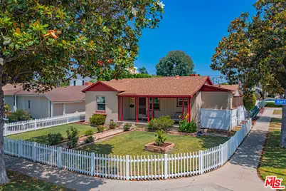 15001 Hartland St, Van Nuys, CA 91405 - Photo 1