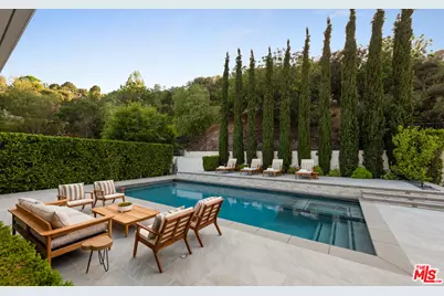 3685 Benedict Canyon Ln, Sherman Oaks, CA 91423 - Photo 1