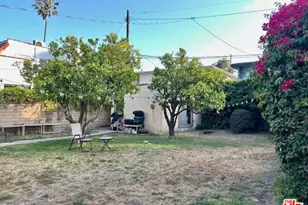 2137 Walnut Ave, Venice, CA 90291 - Photo 1