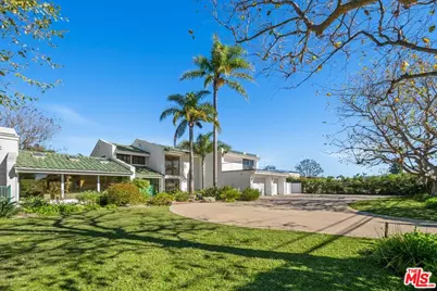 29417 Bluewater Rd, Malibu, CA 90265 - Photo 1