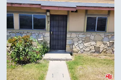 7 Scottsdale Dr, Carson, CA 90745 - Photo 1