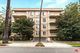 120 S Palm Dr, Beverly Hills, CA 90212 - Photo 1