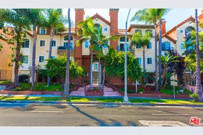 7120 La Tijera Blvd #D202, Los Angeles, CA 90045 - Photo 1