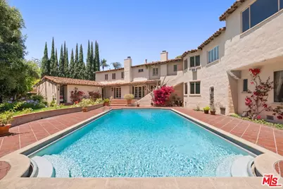 1029 Chevy Chase Dr, Beverly Hills, CA 90210 - Photo 1