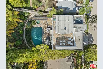 255 S Bentley Ave, Los Angeles, CA 90049 - Photo 1