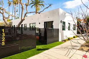 1325 Cabrillo Ave, Venice, CA 90291 - Photo 1