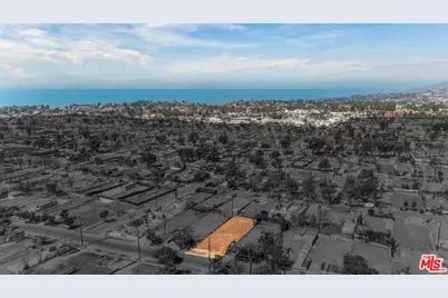 1117 Chautauqua Blvd, Pacific Palisades, CA 90272 - Photo 1
