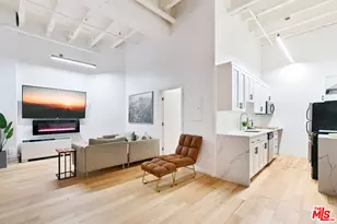 312 W 5th St, Los Angeles, CA 90013 - Photo 1