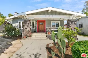 128 S Hobart Blvd, Los Angeles, CA 90004 - Photo 1