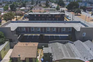 241 W 105th St, Los Angeles, CA 90003 - Photo 1