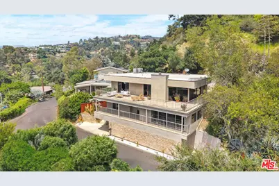 966 Bluegrass Ln, Los Angeles, CA 90049 - Photo 1