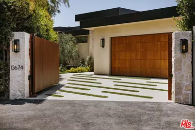 13674 Bayliss Rd, Los Angeles, CA 90049 - Photo 1