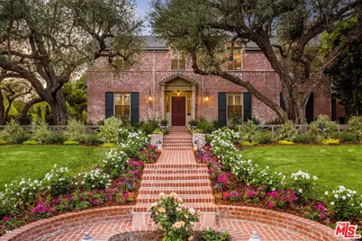 69 Fremont Pl, Los Angeles, CA 90005 - Photo 1