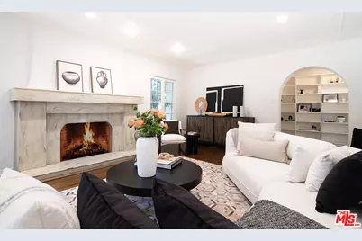 108 S Detroit St, Los Angeles, CA 90036 - Photo 1