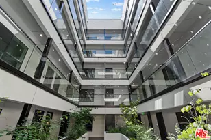 321 S Oxford Ave, Los Angeles, CA 90010 - Photo 1