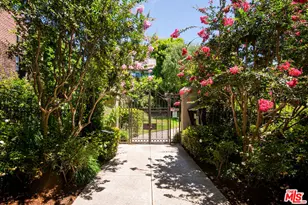 950 N Kings Rd, West Hollywood, CA 90069 - Photo 1