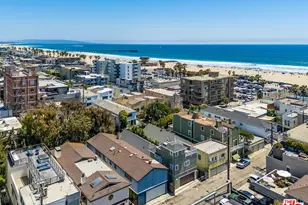 25 20th Ave, Venice, CA 90291 - Photo 1