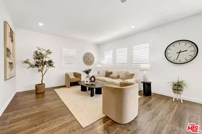 17028 Zion, Santa Clarita, CA 91387 - Photo 1