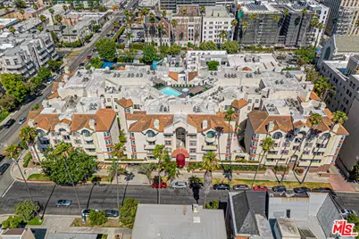 620 S Gramercy Pl #415, Los Angeles, CA 90005 - Photo 1