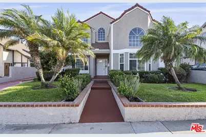 2210 Graham Ave #A, Redondo Beach, CA 90278 - Photo 1