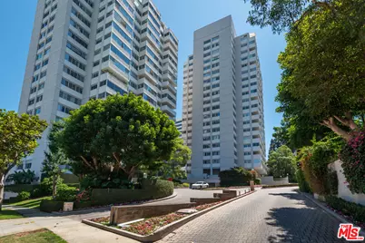 865 Comstock Ave #Phd, Los Angeles, CA 90024 - Photo 1