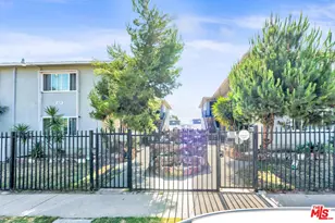 10235 S 10th Ave, Inglewood, CA 90303 - Photo 1