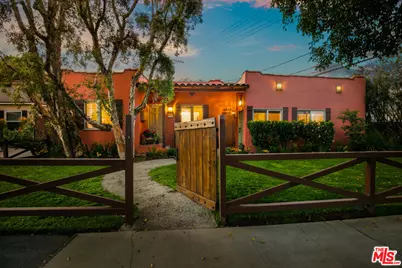 10721 Aqua Vista, Studio City, CA 91602 - Photo 1