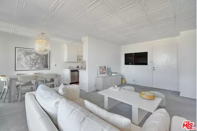 525 N Sycamore Ave #434, Los Angeles, CA 90036 - Photo 1