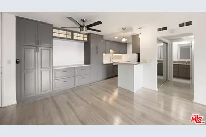 412 N Bellflower Blvd #306, Long Beach, CA 90814 - Photo 1