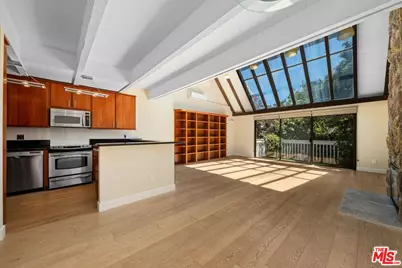 33 Reef St #2, Marina del Rey, CA 90292 - Photo 1