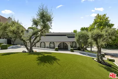 550 Hilgard Ave, Los Angeles, CA 90024 - Photo 1