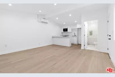 10943 Christine Way, Tujunga, CA 91042 - Photo 1