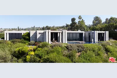 410 Trousdale Pl, Beverly Hills, CA 90210 - Photo 1