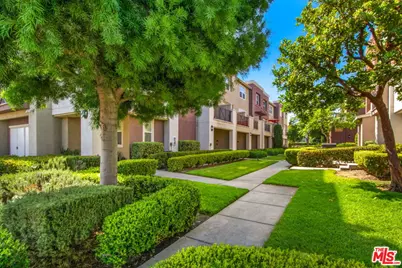 500 N Willowbrook Ave #M6, Compton, CA 90220 - Photo 1