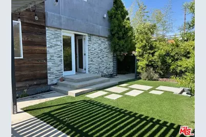 653 Sunset Ave #A, Venice, CA 90291 - Photo 1