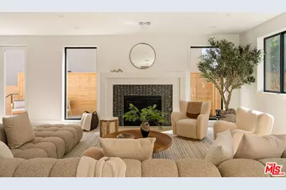 1615 N Coronado St, Los Angeles, CA 90026 - Photo 1