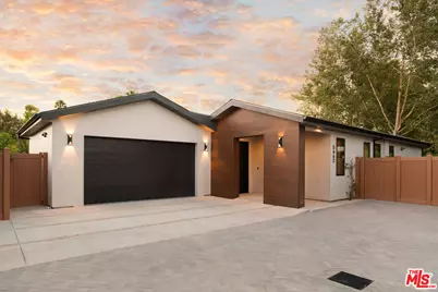 5662 Winnetka Ave, Woodland Hills, CA 91367 - Photo 1