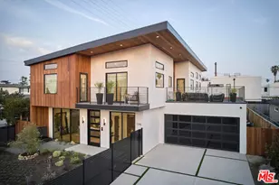 1390 Palms Blvd, Venice, CA 90291 - Photo 1