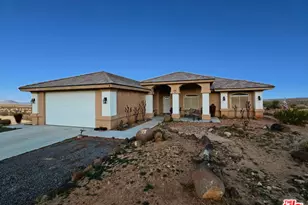 55526 Luna Vis Ln, Yucca Valley, CA 92284 - Photo 1