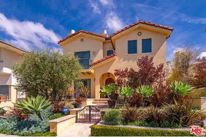 851 19th St #104, Santa Monica, CA 90403 - Photo 1