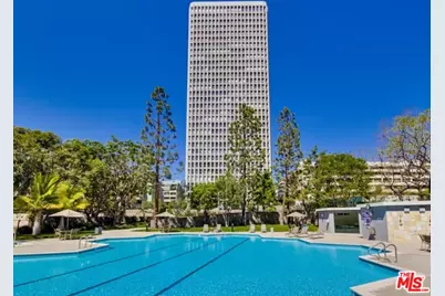 800 W 1st St #1209, Los Angeles, CA 90012 - Photo 1